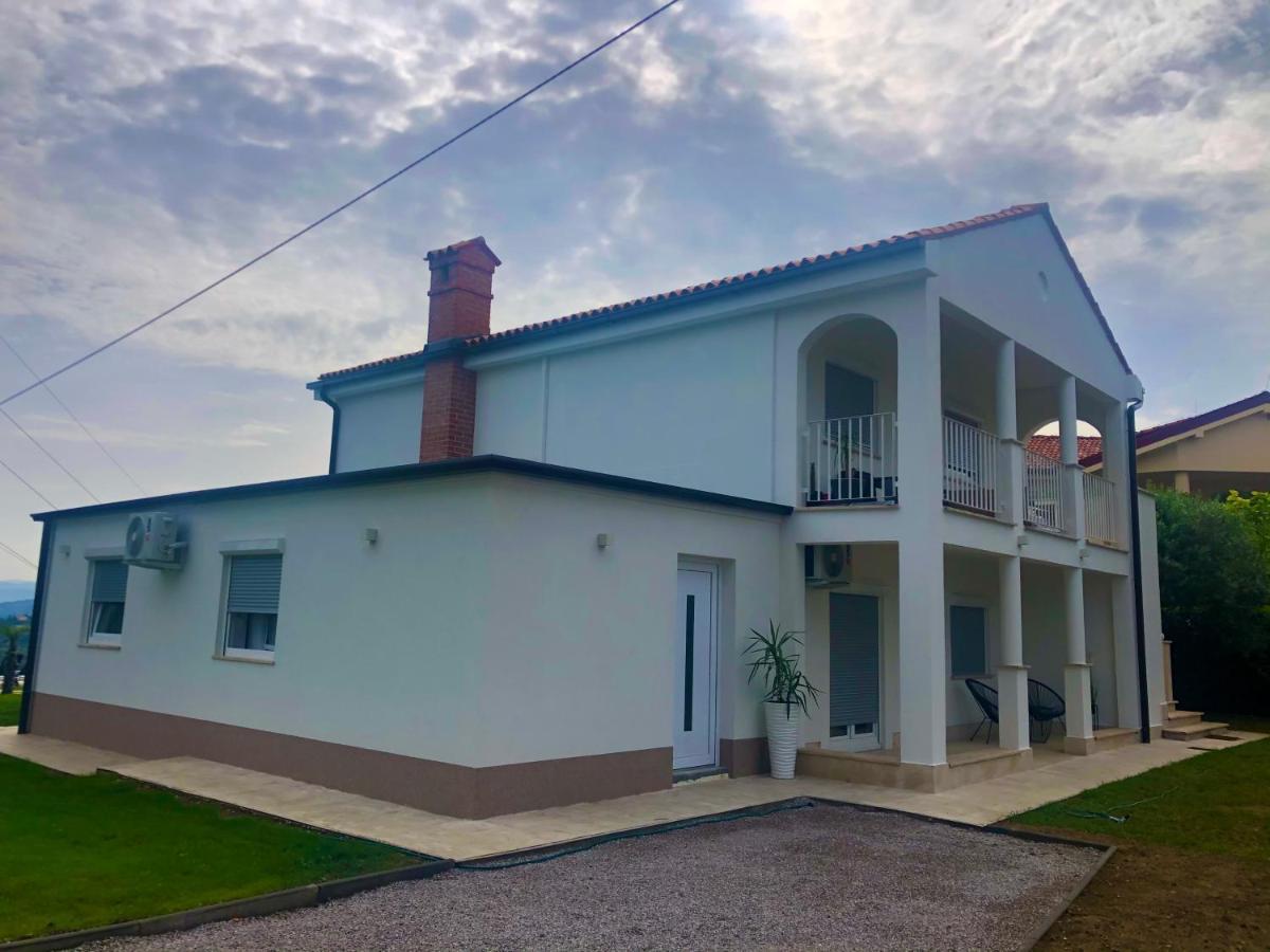 Apartmaji Melipu 1 Izola Eksteriør billede