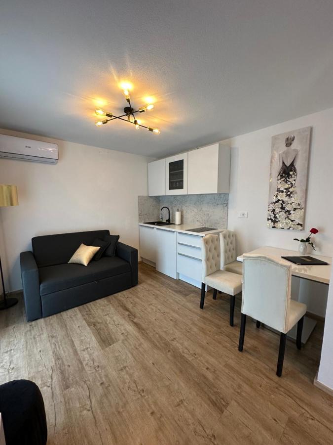 Apartmaji Melipu 1 Izola Eksteriør billede