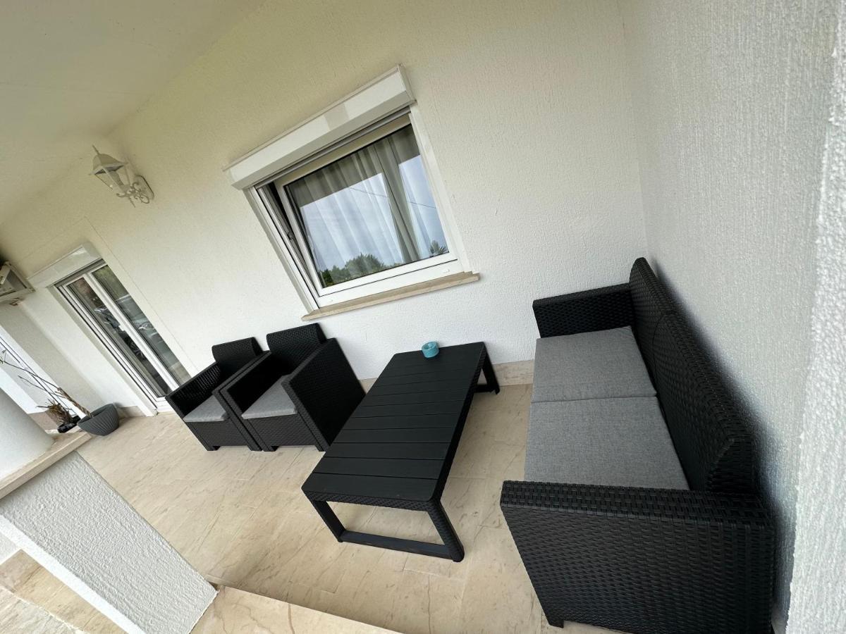 Apartmaji Melipu 1 Izola Eksteriør billede